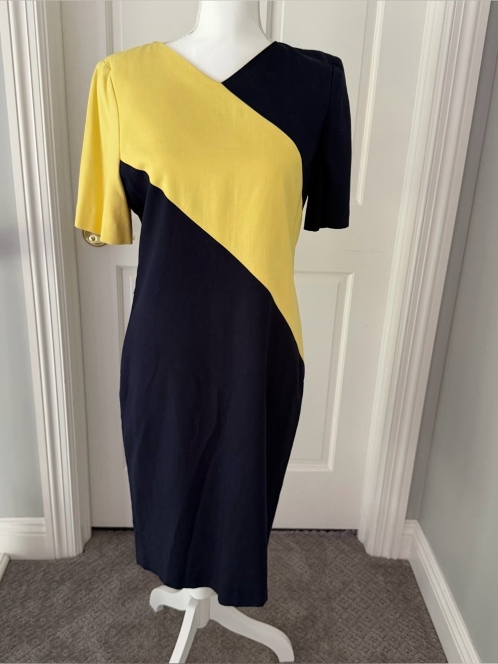 Vintage Carolina Herrera Studio Navy Yellow Colorblock Dress Sz 6 Made USA 1980s